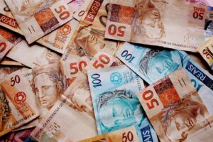 XPLG11 anuncia compra de galpão por mais de R$300 milhões