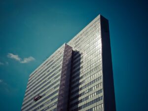TOPP11 fundo imobiliário lucro março