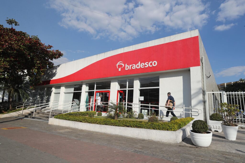 bradesco-bbdc4-valorizacao-acoes