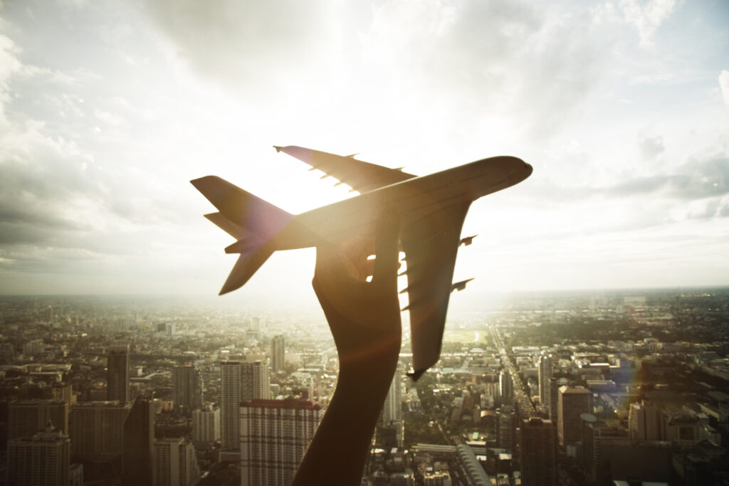 embraer-embr3-dispara-mais-de-7-em-resposta-isencao-veja