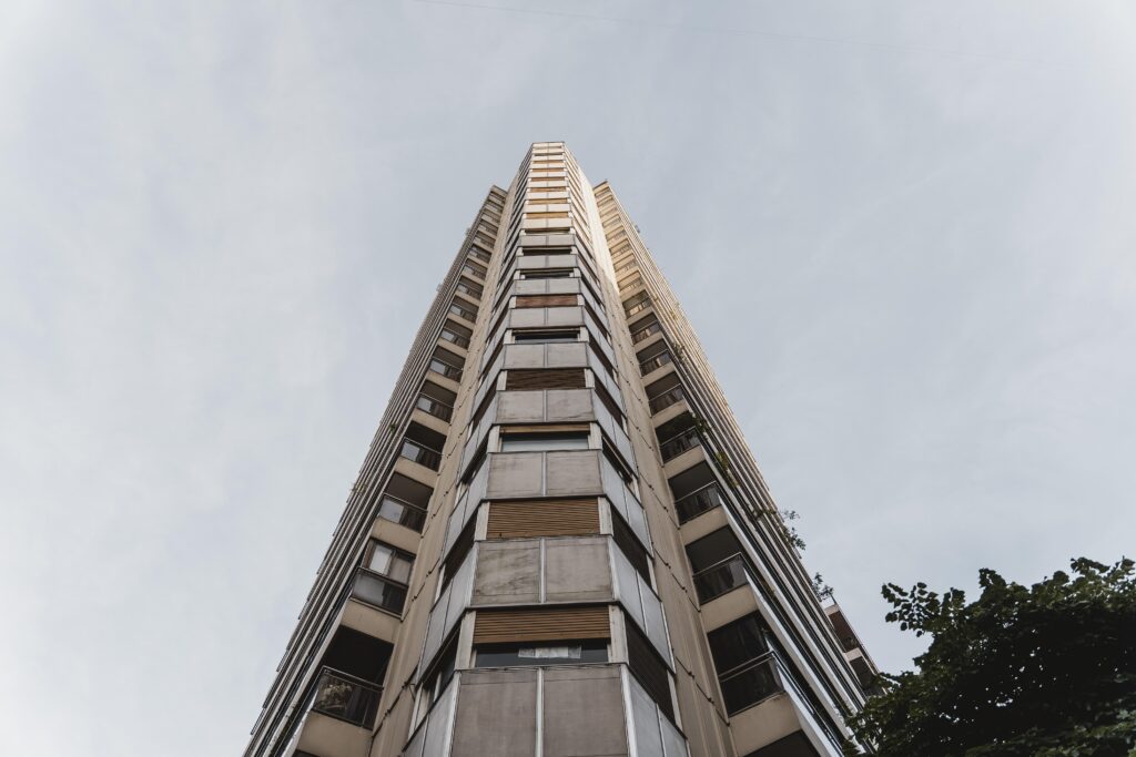 hofc11-vende-edificio-em-sao-paulo-por-rs-3-2-milhoes-confira