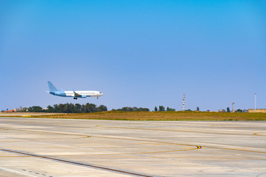 embraer-embr3-acoes-operam-em-oscilacao-apos-2t25