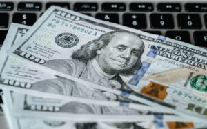 dolar-queda-copom-apetite-global