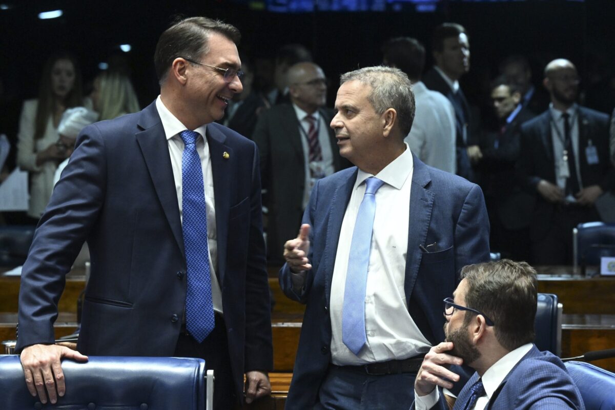 marinho-defende-flavio-bolsonaro-criticas-etanol