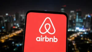 airbnb-acoes-disparam-previsao-receita-2026