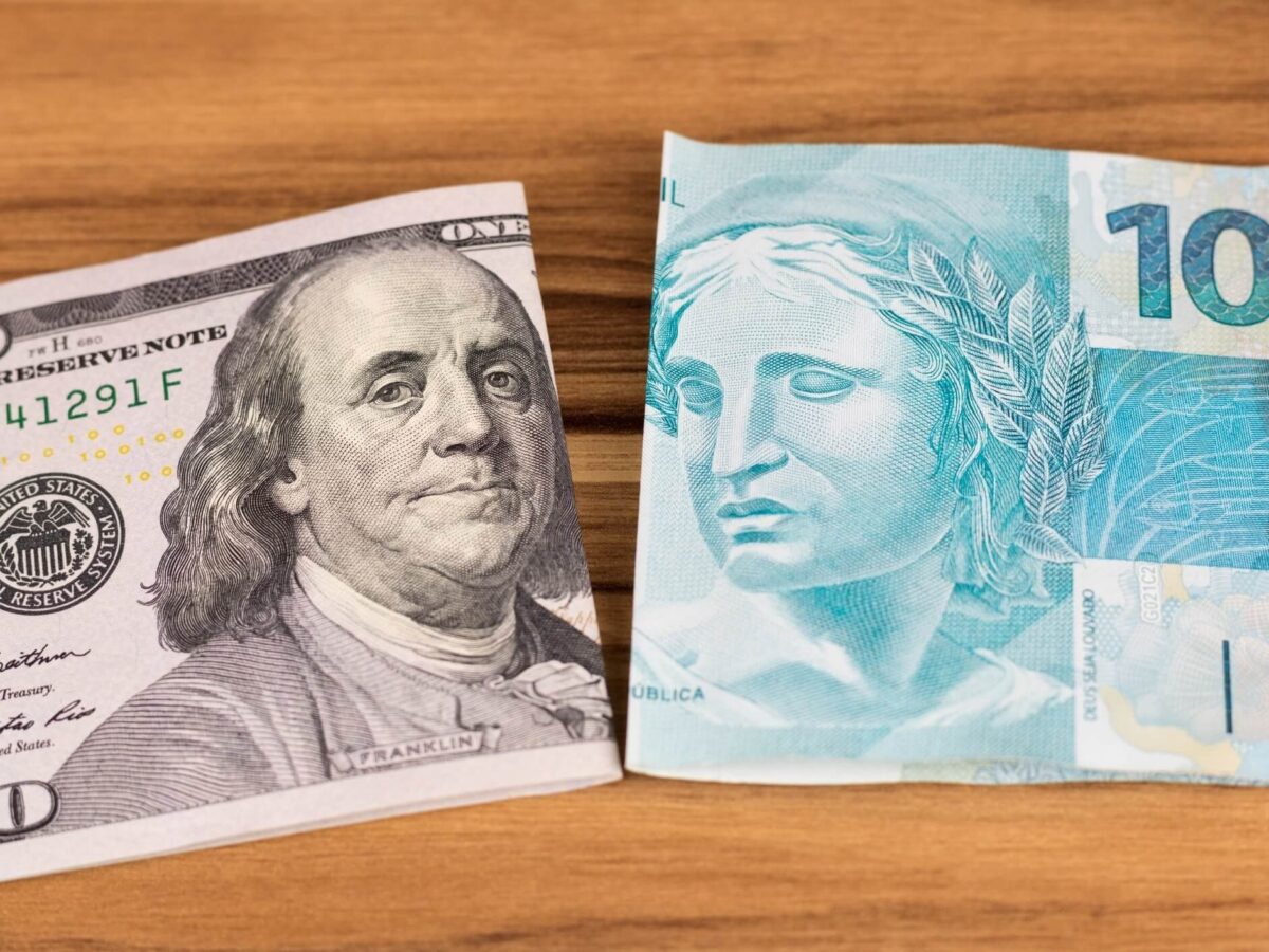dolar-alta-risco-eleitoral-real-pior-desempenho-global