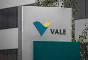 vale-vale3-cai-minerio-ferro-frete-setembro