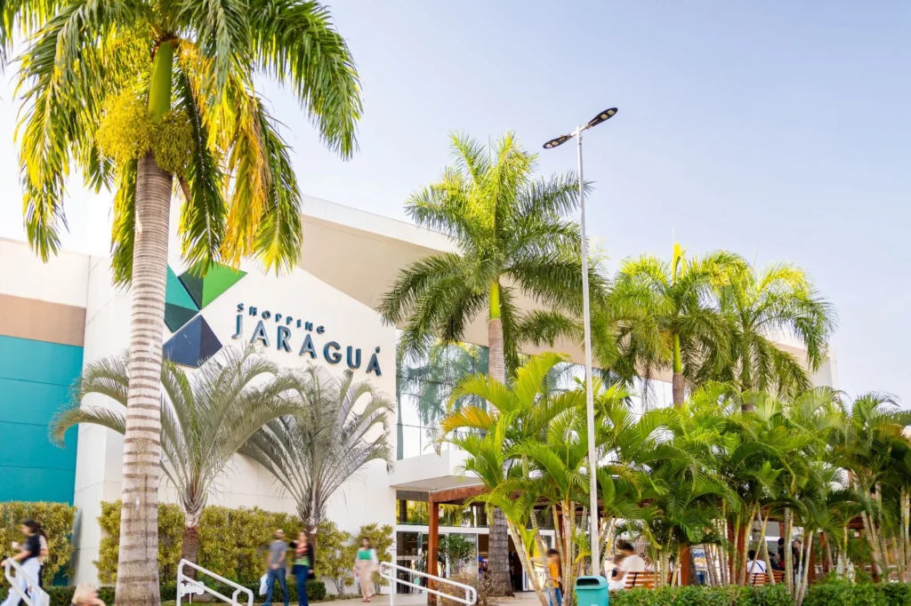 hgbs11-conclui-aquisicao-shopping-jaragua-araraquara