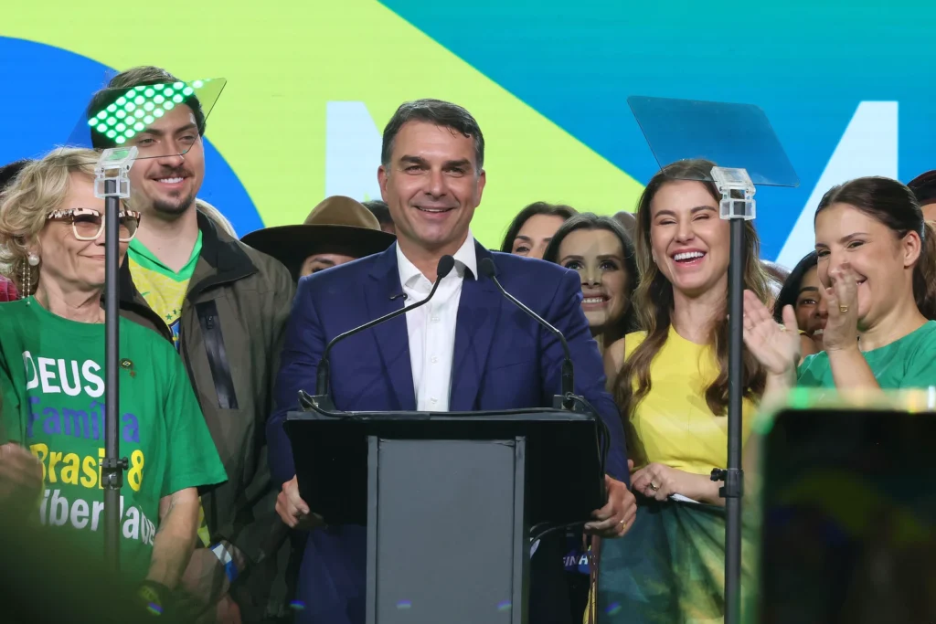 flavio-bolsonaro-promete-ressuscitar-perse