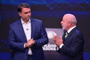 sigilo-lula-flavio-bolsonaro-acordo-abertura