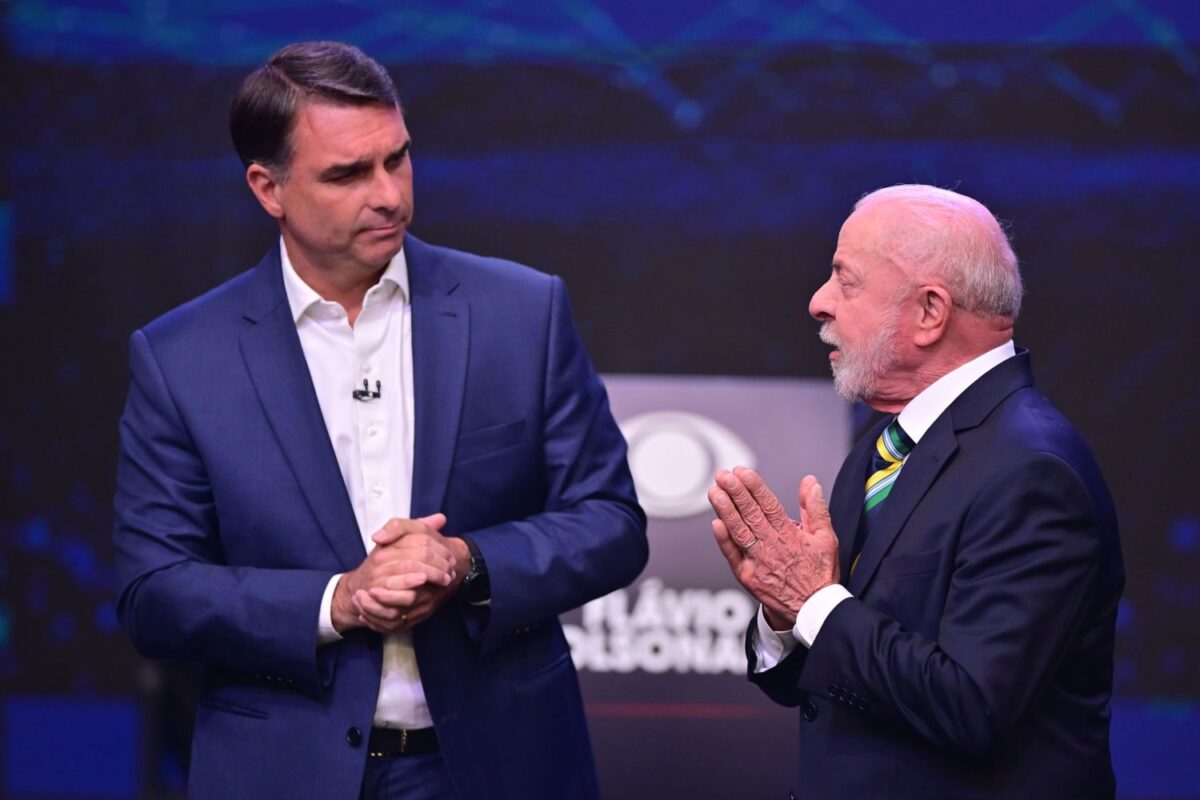 sigilo-lula-flavio-bolsonaro-acordo-abertura